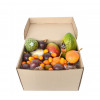 Большая коробка с экзотическими фруктами
